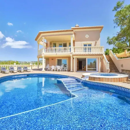 Esperanza Villa